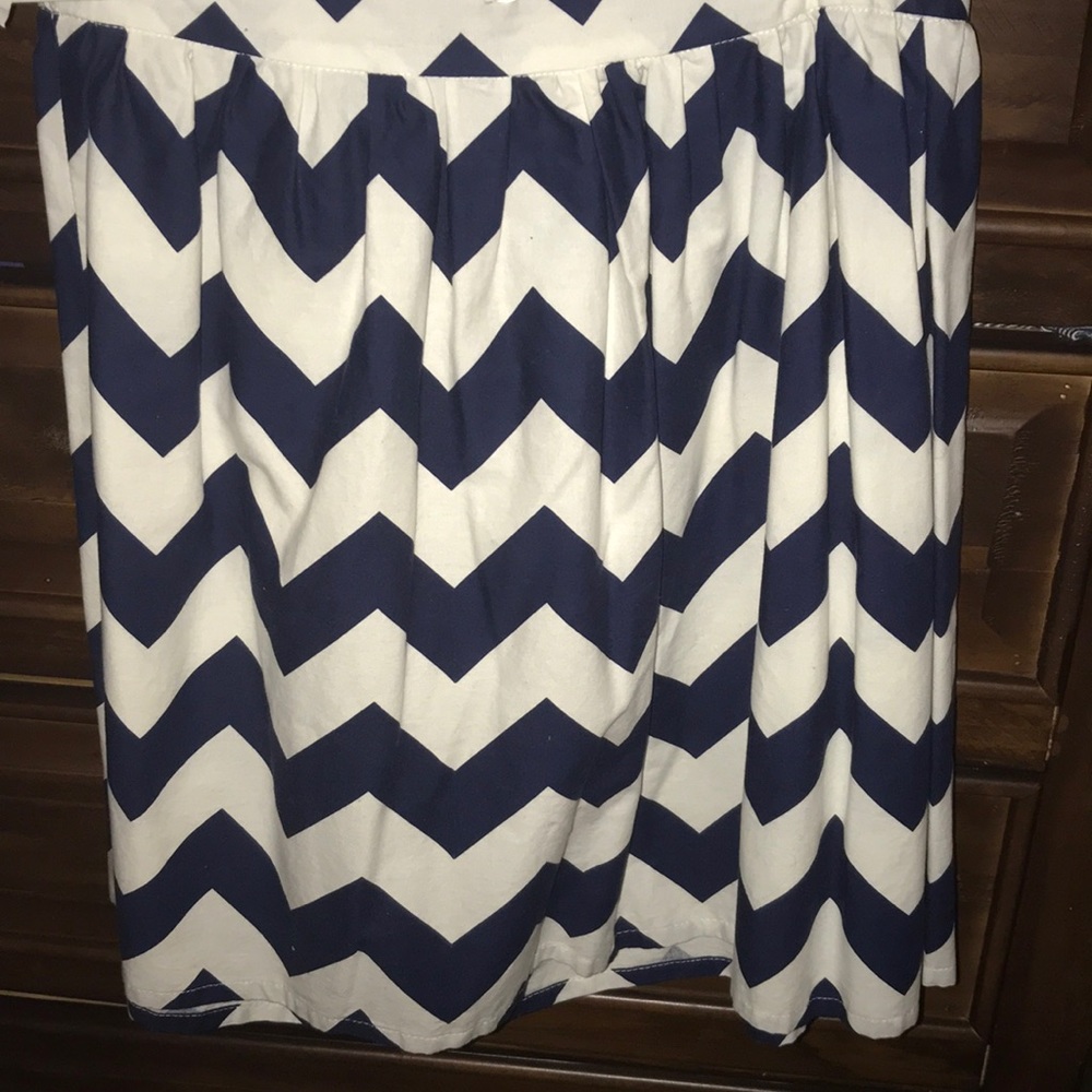 chevron midi skirt